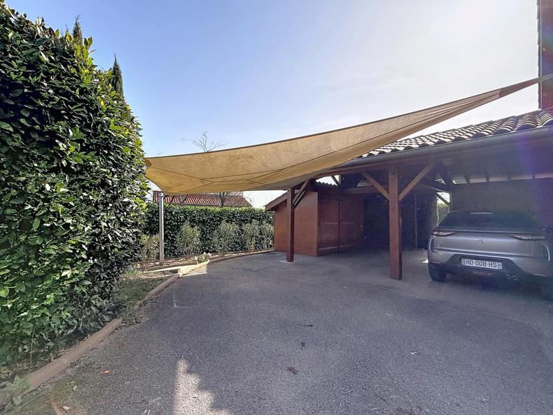 Villa - 180 m² - 6 pièces