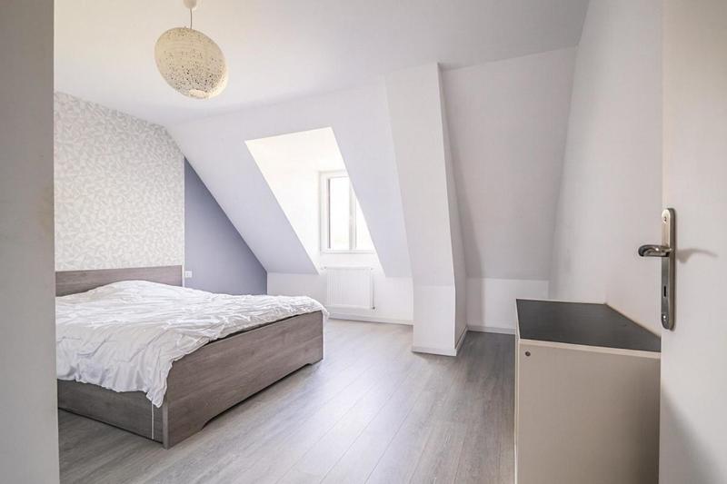 Maison en pierre - 224 m² - 6 pièces