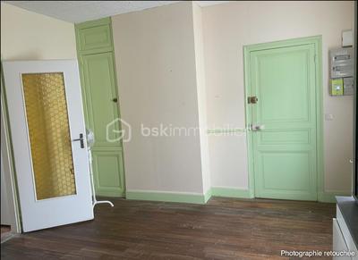 Maison - 272 m² - 10 pièces