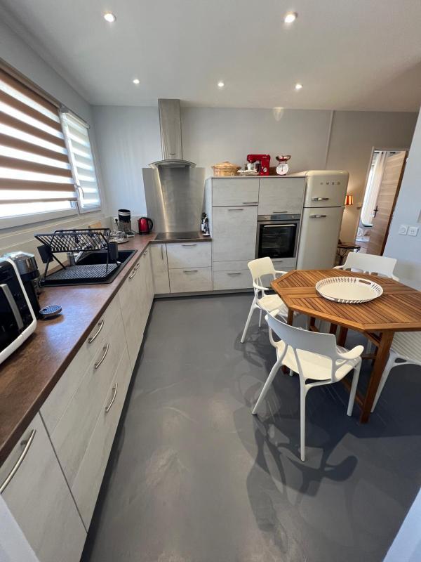 Appartement - 93 m² - 4 pièces