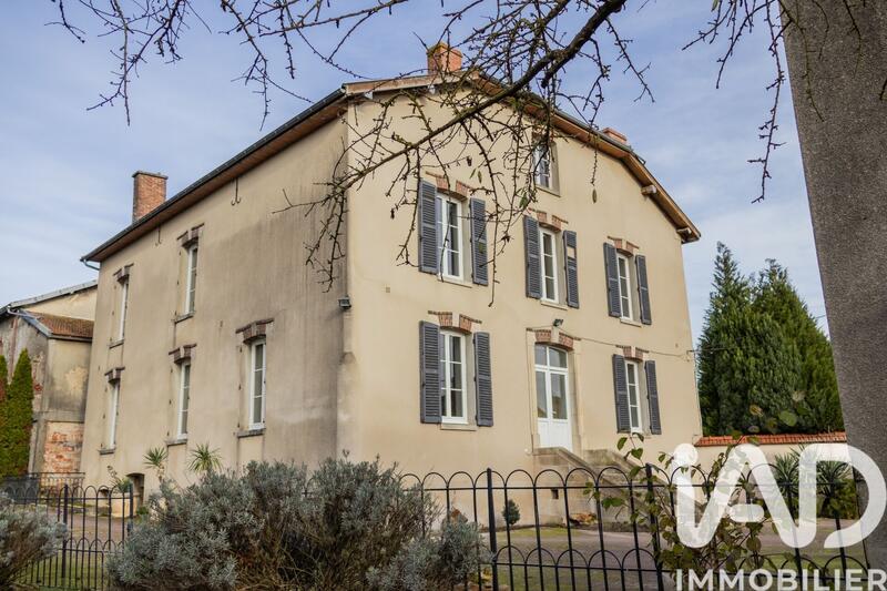 Maison de campagne - 247 m² - 8 pièces