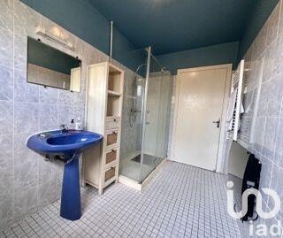 Maison - 180 m² - 8 pièces