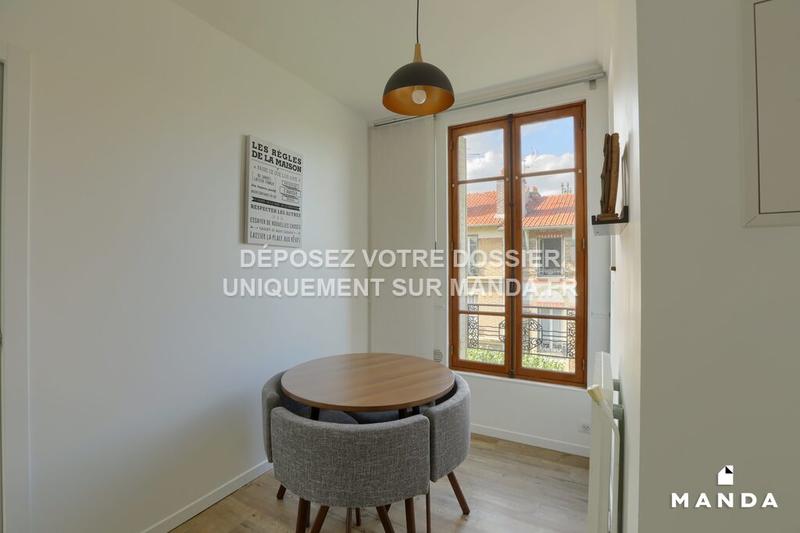Chambre - 12 m² - 5 pièces