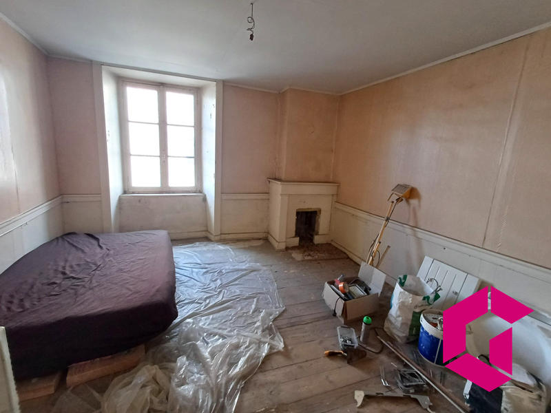 Maison ancienne - 160 m² - 8 pièces