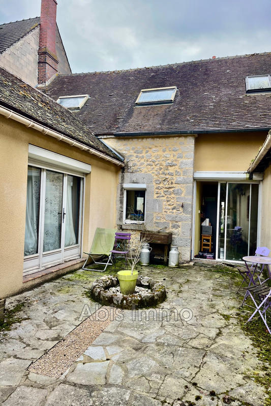 Maison - 150 m² - 7 pièces