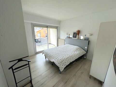 Maison - 177 m² - 9 pièces