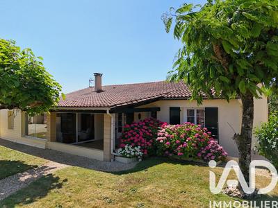 Maison - 111 m² - 5 pièces