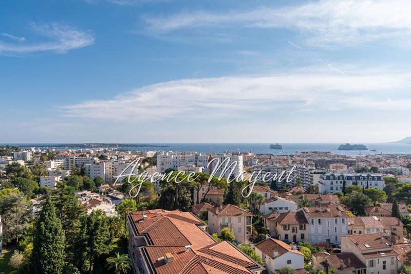 Appartement - 112 m² - 4 pièces