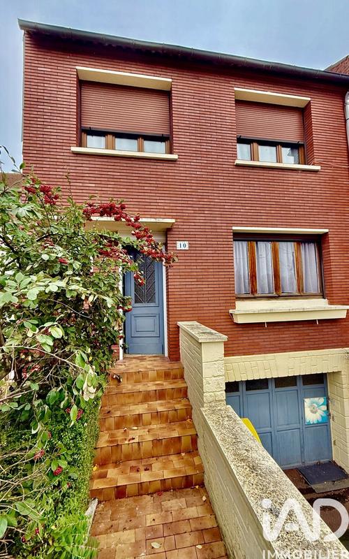 Maison de ville - 95 m² - 5 pièces