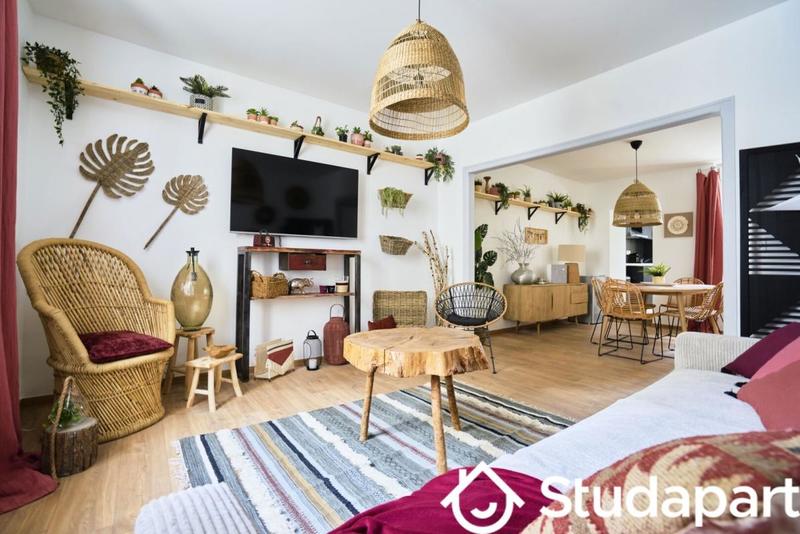 Chambre - 10 m² - 1 pièce