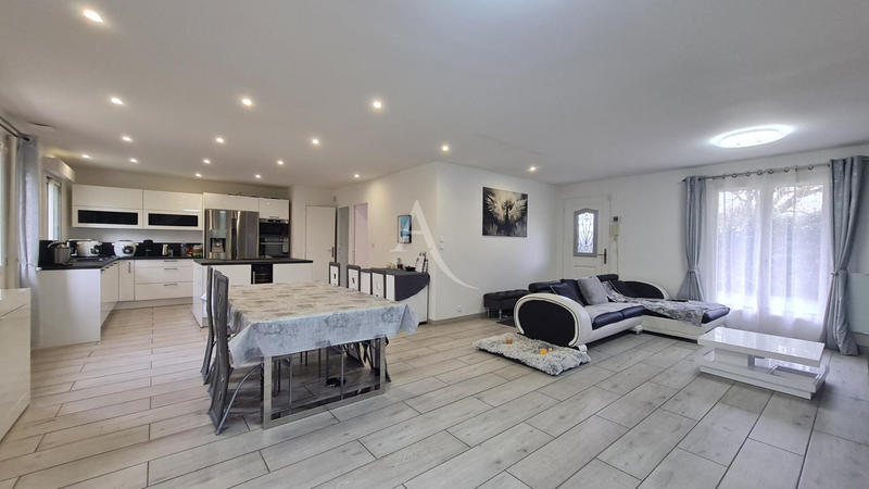 Maison - 110 m² - 5 pièces