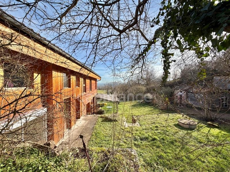 Maison en pierre - 220 m² - 8 pièces