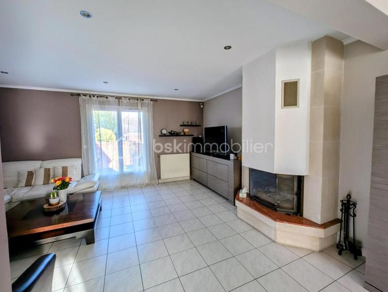 Maison - 140 m² - 7 pièces