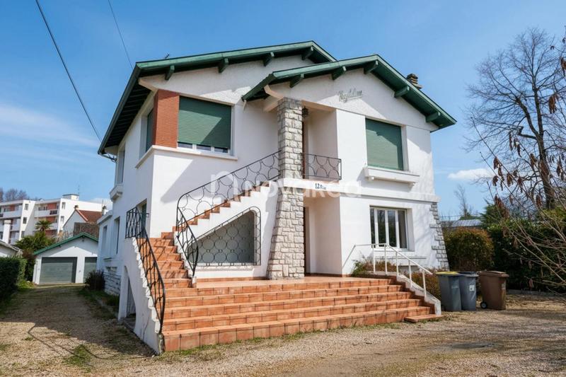 Appartement - 92 m² - 3 pièces