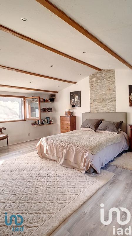 Maison - 158 m² - 4 pièces