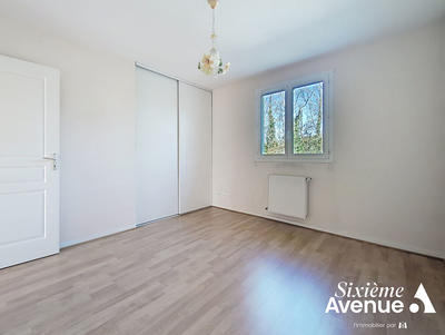 Appartement - 86 m² - 4 pièces