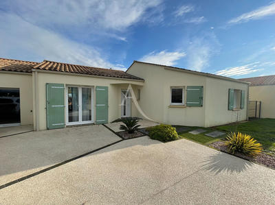 Maison - 140 m² - 5 pièces