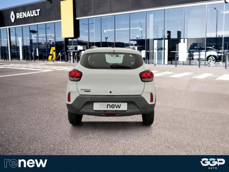Dacia Spring Essential -23b