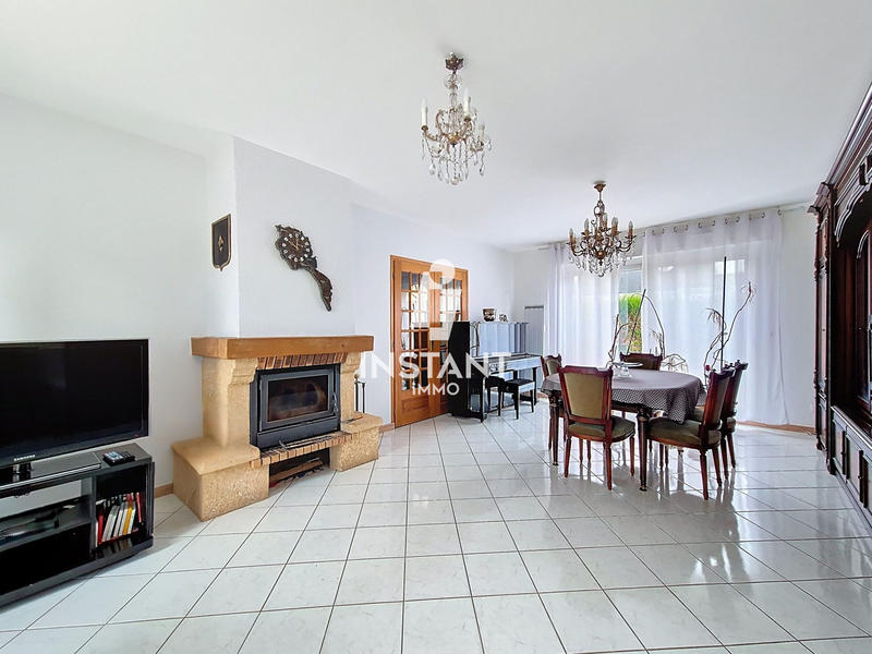 Maison - 138 m² - 6 pièces