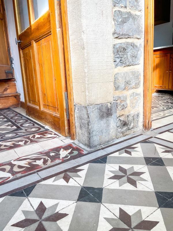 Maison en pierre - 143 m² - 6 pièces