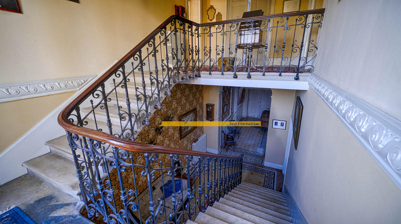 Villa - 435 m² - 13 pièces