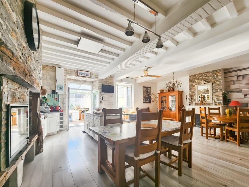 Maison de village - 100 m² - 5 pièces