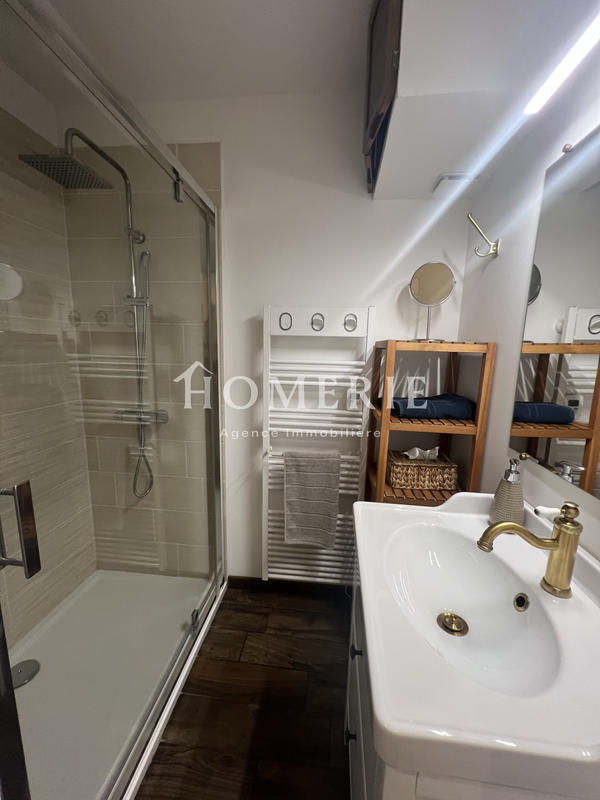 Maison - 136 m² - 7 pièces