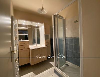 Appartement - 79 m² - 4 pièces