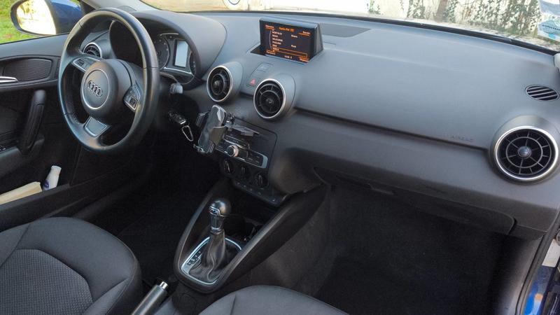 Audi A1 sportback 1.0 Tfsi 95 s-Tronic 7 .