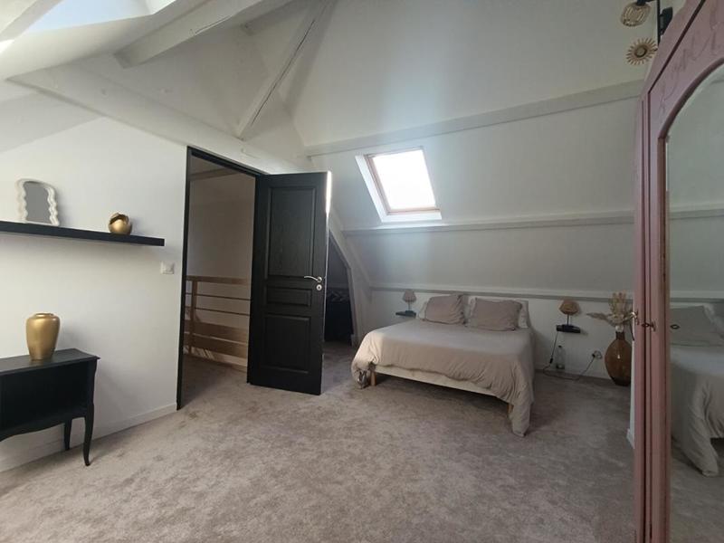 Maison - 96 m² - 6 pièces