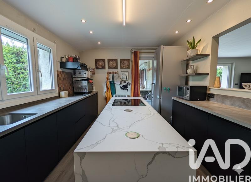 Maison - 141 m² - 6 pièces