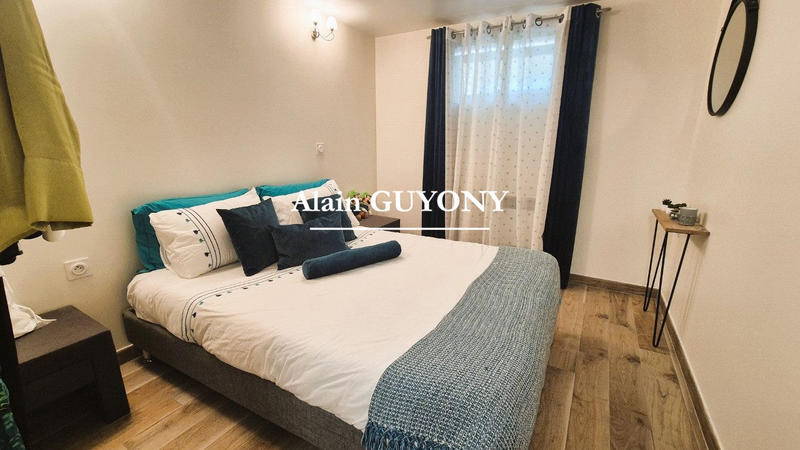 Maison traditionnelle - 133 m² - 6 pièces