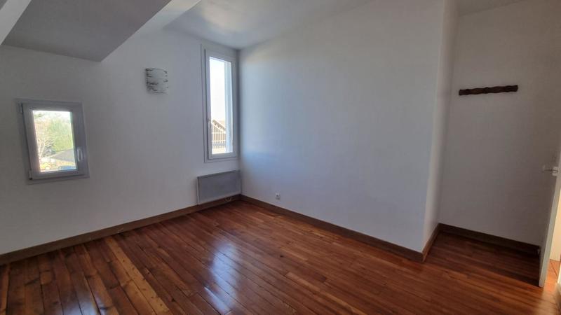 Maison - 92 m² - 5 pièces