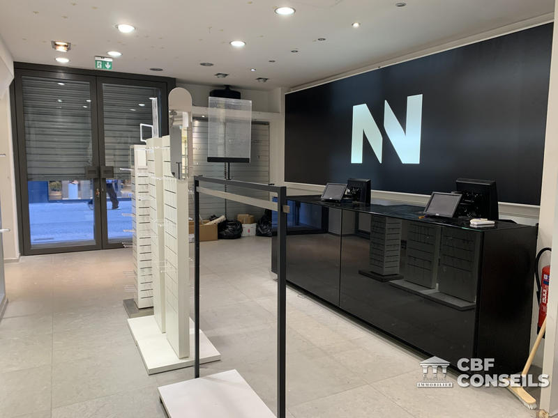 Local commercial - 186 m²