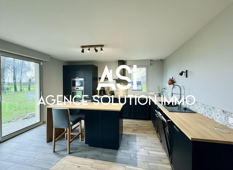 Maison - 183 m² - 8 pièces