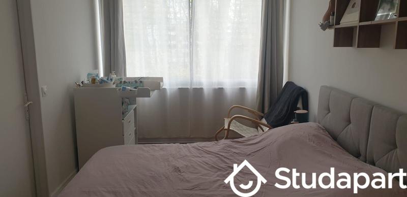 Chambre - 25 m² - 1 pièce