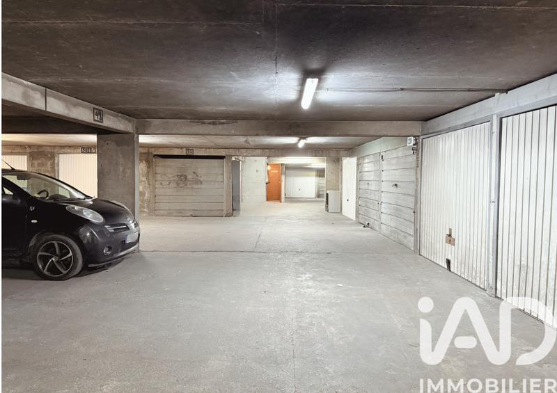 Parking - 12 m²