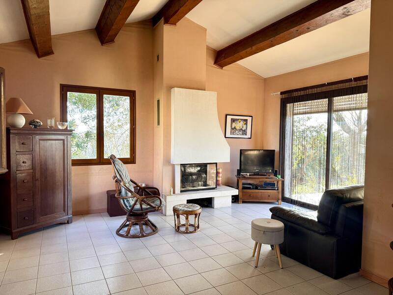 Maison - 122 m² - 6 pièces