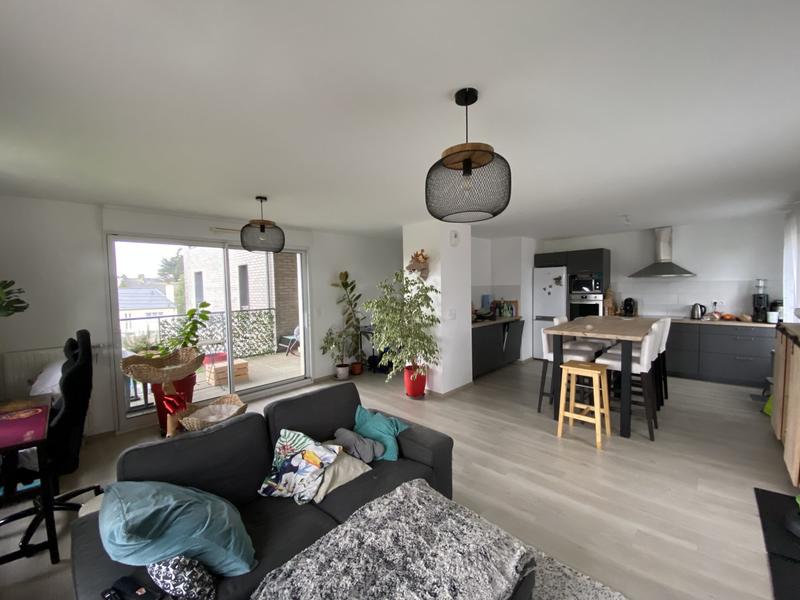 Appartement - 82 m² - 3 pièces