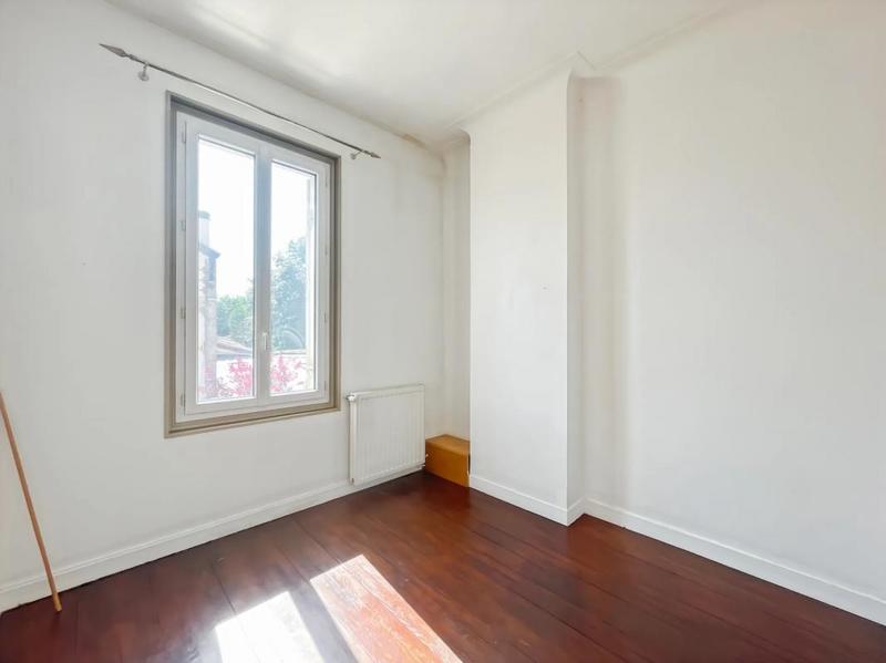 Appartement - 128 m² - 6 pièces