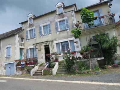 Maison - 165 m² - 7 pièces