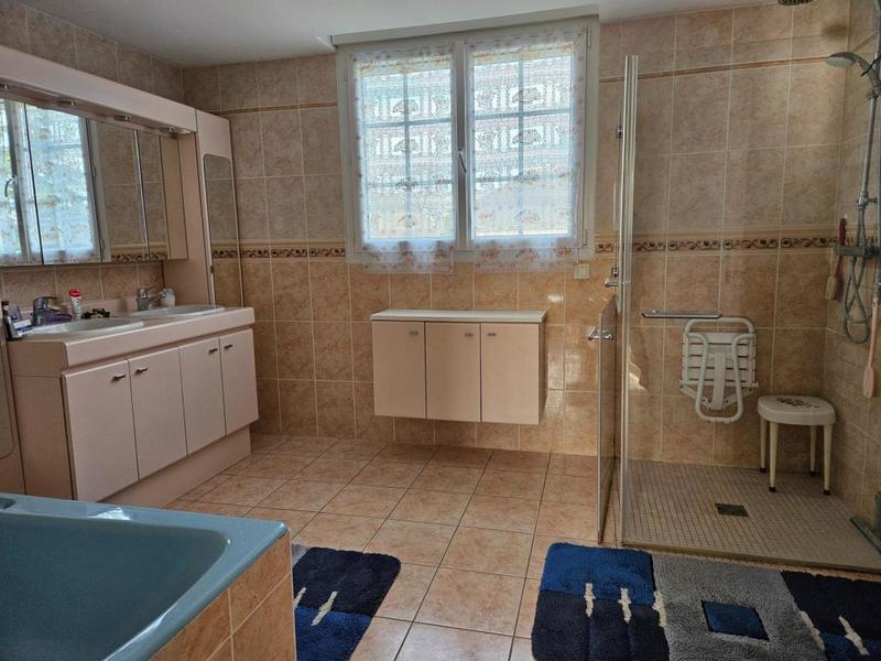 Pavillon - 158 m² - 6 pièces