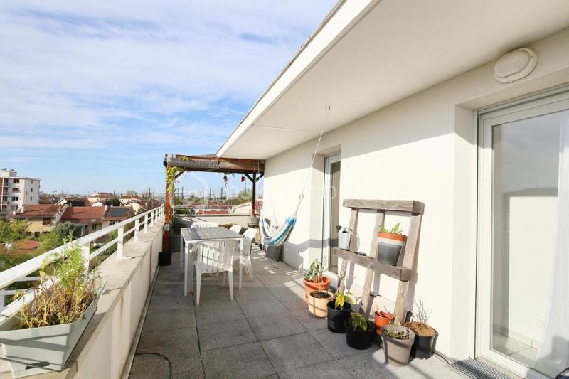 Appartement - 61 m² - 3 pièces