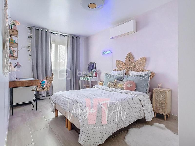 Maison - 160 m² - 7 pièces