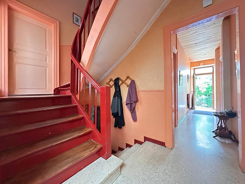 Maison - 161 m² - 7 pièces