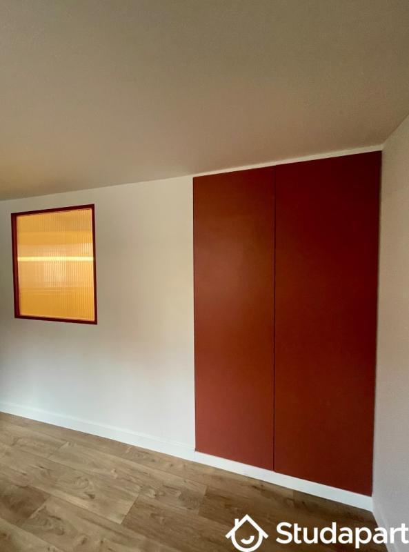 Chambre - 12 m² - 1 pièce