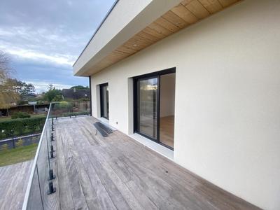 Maison - 170 m² - 5 pièces