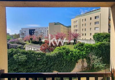 Appartement - 109 m² - 5 pièces