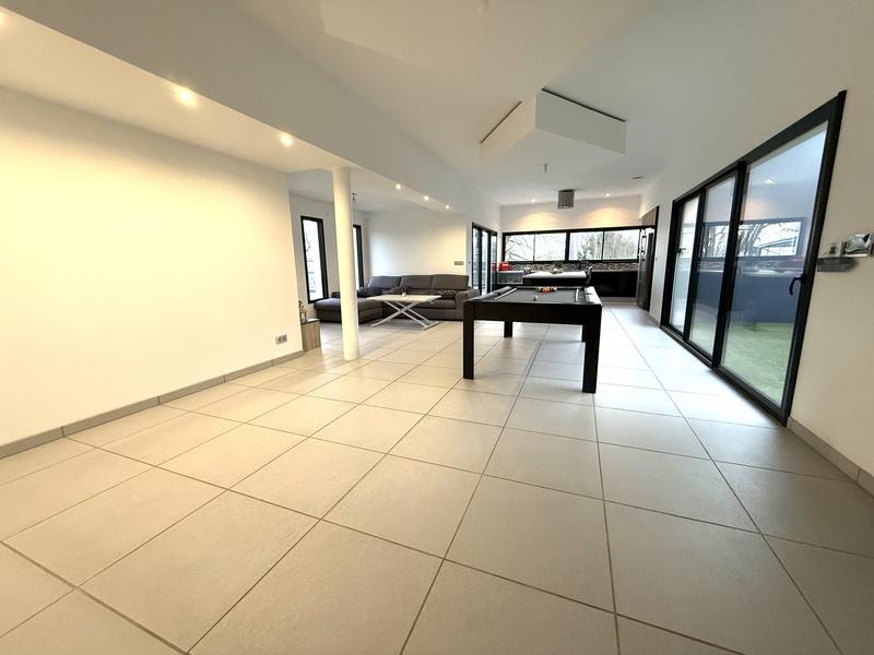 Maison contemporaine - 142 m² - 5 pièces