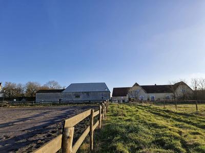 Maison - 310 m² - 15 pièces